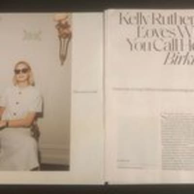 Kelly Rutherford is back in the spotlight! Don’t miss her stunning 2024 magazine feature—four pages of fabulousness! Dive into her latest looks and surprises on eBay now!