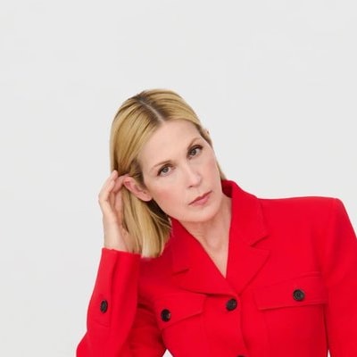 Kelly Rutherford dazzles in red! Her vibrant look radiates confidence and elegance, capturing the essence of true glamour. Don't miss the chance to celebrate her stunning style and unforgettable presence! 🌟❤️ #KellyRutherford #RedHot