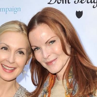 Kelly Rutherford and Marcia Cross are back together, igniting nostalgia! Their playful reunion is a must-see—get ready for some unforgettable moments and charming banter!