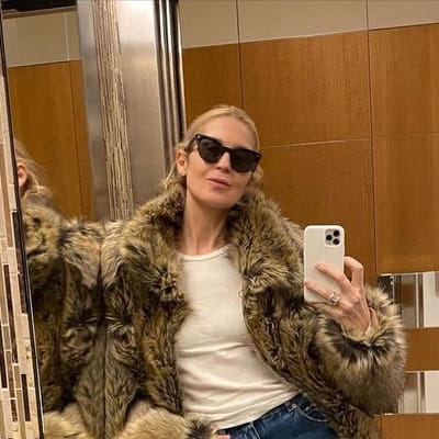 Kelly Rutherford dazzles in her latest special, revealing exclusive behind-the-scenes secrets! Don’t miss her captivating journey and stunning style—it's a must-see for every fan!