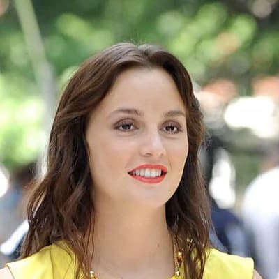 Leighton Meester stuns fans once again! Check out her jaw-dropping makeup and styling that redefine beauty standards. How does she do it? You won’t want to miss this!