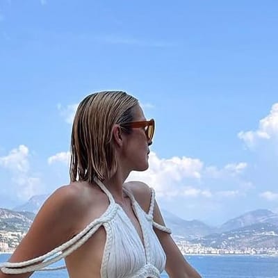 Kelly Rutherford is sizzling this summer! Catch her latest adventures and stunning looks that prove she's the ultimate summer queen. Don’t miss out on her sun-soaked moments!