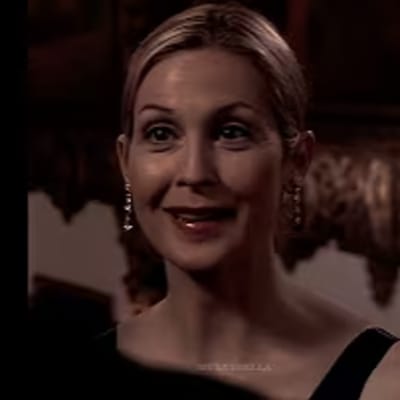Kelly Rutherford is back as the iconic Lily Van der Woodsen! 💙 Get ready for some juicy Gossip Girl updates that will leave you craving more! #GossipGirl #LilyVanDerWoodsen