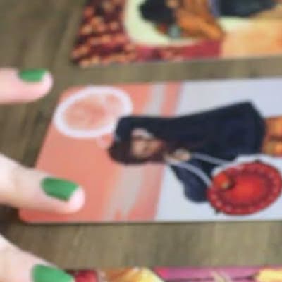 In a stunning twist, Taylor Swift's tarot reading reveals her feelings about Joe Alwyn's recent pics with Kendall! Is jealousy brewing? Dive into the drama and find out! 🌟🔮