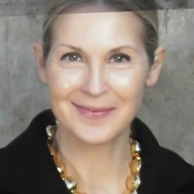 Kelly Rutherford dazzles at Paris Fashion Week, stealing the spotlight in a stunning ensemble at the Patou show! Don't miss her chic moments and exclusive behind-the-scenes glimpses!