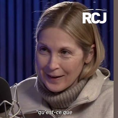Kelly Rutherford steals the spotlight again! Catch her in the latest Gossip Girl reunion buzz—fans can’t get enough of her timeless charm and unforgettable style!